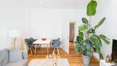 Wohnzimmer-1.jpg - 3 Zimmer Etagenwohnung zum Kaufen in Berlin