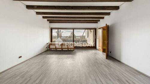 1. OG Wohnzimmer 2 - Einfamilienhaus mit 143,30 m&sup2; in Zirndorf zum Kaufen