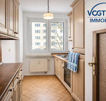 Schöne 2-Raum-Wohnung mit Einbauküche in zentraler Lage - Treuen