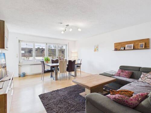 Wohnzimmer - 4 Zimmer Etagenwohnung in Sankt Wolfgang