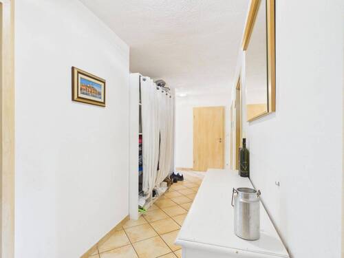 Diele - Etagenwohnung mit 104,70 m&sup2; in Sankt Wolfgang zum Kaufen