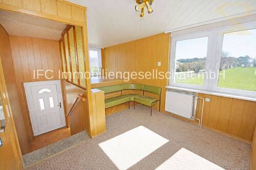 Diele im EG - Einfamilienhaus mit 110,00 m&sup2; in Dessau-Roßlau zum Kaufen