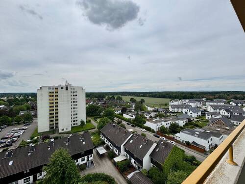 Außenansicht - Helle 3-Zimmer-Wohnung im 10. Obergeschoss mit Weitblick