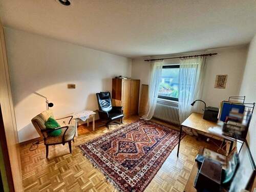 Kinderzimmer/Büro - 