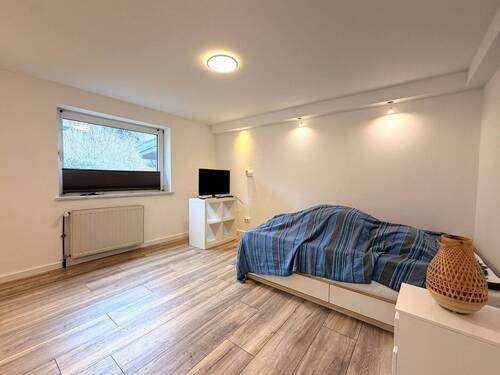 Schlafzimmer Keller - 