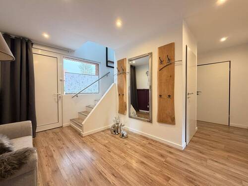 Flur - 6 Zimmer Einfamilienhaus zum Kaufen in Damme