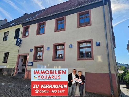 Wohn- und Geschäftshaus zu verkaufen - Altstadt Ottweiler – Wohn-und Geschäftshaus, EG: Restaurant, OG: Wohnung, DG: Ausbaureserve