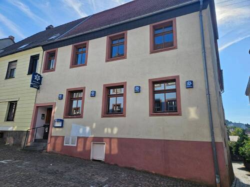 Wohn- und Geschäftshaus zu verkaufen - 5 Zimmer Mehrfamilienhaus, Wohnhaus zum Kaufen in Ottweiler