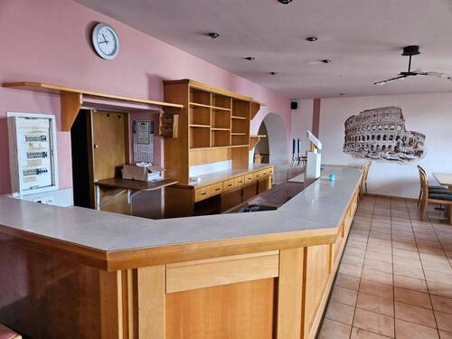 EG: Restaurant Theke / Buffet - Mehrfamilienhaus, Wohnhaus in Ottweiler zum Kaufen