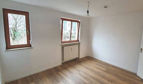 Helles Schlafzimmer - Etagenwohnung mit 57,50 m² in Poing zum Kaufen