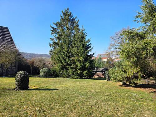 Großzügige Außenanlagen - Bauernhaus, Landhaus mit 210,00 m&sup2; in Untermerzbach zum Kaufen