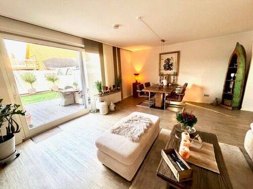 WohnenEssen - 6 Zimmer Mehrfamilienhaus, Wohnhaus in Ratekau