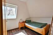 Schlafzimmer I DG - 