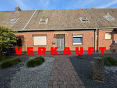 VERKAUFT.png - VERKAUFT - Reihenhaus mit schönem Garten und mit Garage in Kellen