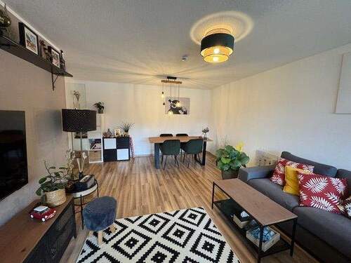 Wohnbereich - 2 Zimmer Etagenwohnung in Nürnberg