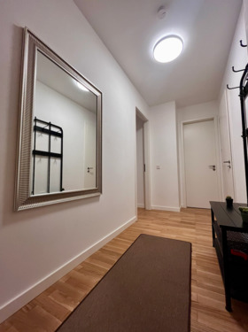 Flur - 2 Zimmer Etagenwohnung zum Kaufen in Berlin