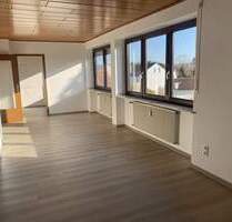 Schöne renovierte 3 Zim. Wohnung in beliebten Wohngebiet in Rothenburg zu vermieten! - Rothenburg ob der Tauber