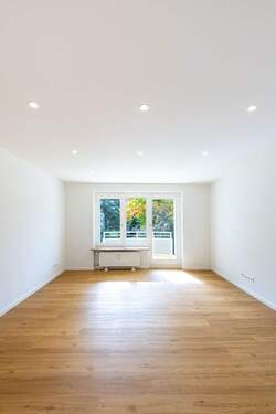 Ausblick ins Grüne. - 3 Zimmer Etagenwohnung zum Kaufen in München