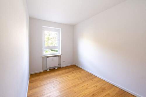 Weiteres Schlafzimmer. - 