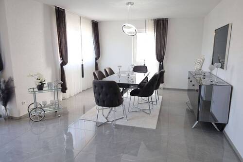 Essen - Einfamilienhaus mit 215,00 m² in Deilingen zum Kaufen