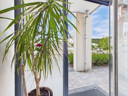 Blick hinaus - Etagenwohnung zum Kaufen in Irrel