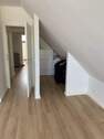 Schlafzimmer mit Ankleidebereich - 