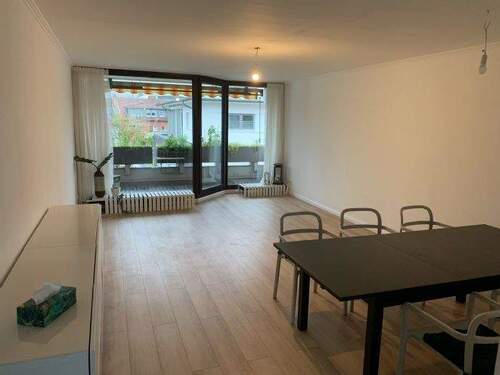 Wohnzimmer - Etagenwohnung mit 85,00 m&sup2; in Moers zur Miete