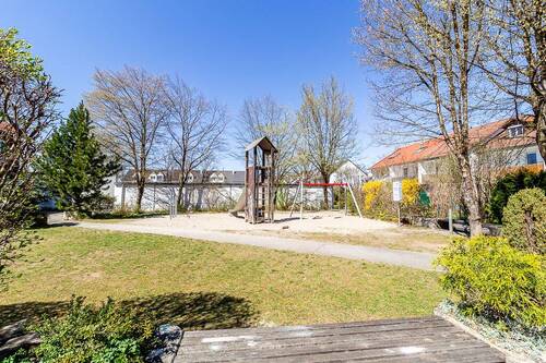 Spielplatz vor der Haustüre - 