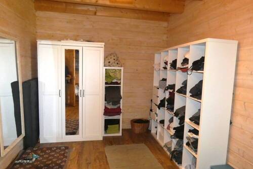 3264 Ankleide - 