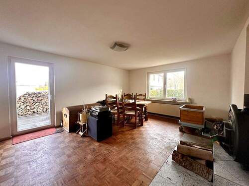 Geräumiges Wohnzimmer - 