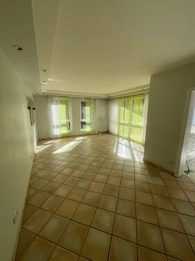 Wohnzimmer Foto 2(2).jpeg - 3-Zimmer-Wohnung in bevorzugter, zentrumsnaher Wohnlage