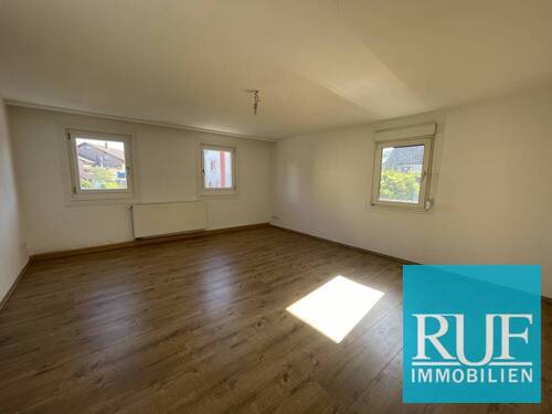 Schlafzimmer - 2 Zimmer Etagenwohnung zur Miete in Niefern-Öschelbronn