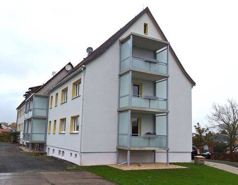 Objektbild - 2-Raum-Wohnung in Bernsgrün - 350,00&nbsp;EUR Kaltmiete, ca.&nbsp; 55,00&nbsp;m&sup2;&nbsp;Wohnfl&auml;che