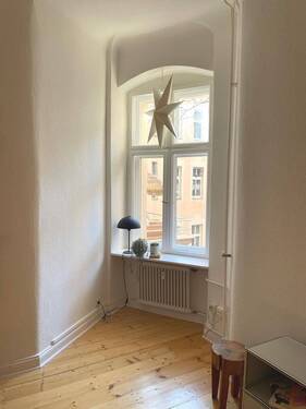 Details im Wohnzimmer - Etagenwohnung mit 70,70 m² in Berlin zur Miete