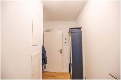 Eingangsflur - 2 Zimmer Etagenwohnung in Elmshorn