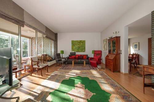 Wohnbereich mit Zugang zur Terrasse - 