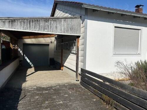 Garage und Carport - 