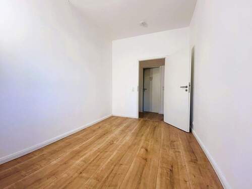 Büro_Kinderzimmer_2 - 