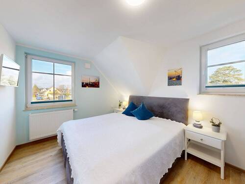 Schlafzimmer im 1. Obergeschoss - 