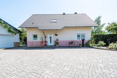18381 Außenansicht - 6 Zimmer Einfamilienhaus in Oberstadtfeld