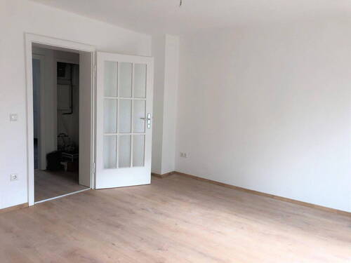 Wohnzimmer 1 - 1A Lage- freie Wohnung in KS- Vorderen Westen m. Balkon + Garten 3 ZKB Herkulesstr - Privat