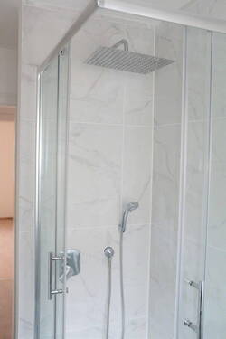 Bad 2 - Etagenwohnung mit 71,00 m² in Kassel zum Kaufen