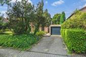 Zufahrt - Einfamilienhaus mit 164,00 m² in Würselen zum Kaufen