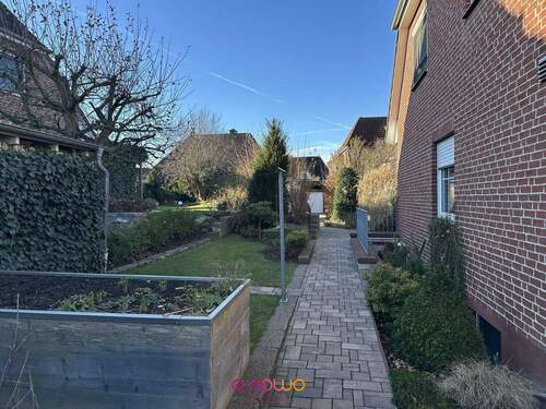 Hauszuwegung Giebelseite - 