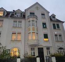2-Zimmer Dach-Atelier-Wohnung zum Wohlfühlen in Jugendstil-Palais (Sanderau) - Würzburg