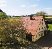 ORTSRAND - denkmalgeschütztes Bauernhaus mit Scheune, Garage u.v.m - Höttingen Reisach