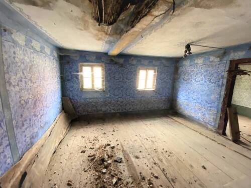 Bild 2 - 5 Zimmer Bauernhaus, Landhaus zum Kaufen in Höttingen