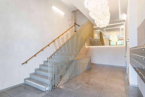 Treppenhaus Eingang Gartenstr. 87 - 