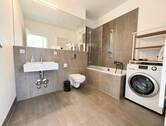 Badezimmer - Etagenwohnung mit 52,60 m&sup2; in Berlin zur Miete