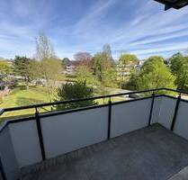 Großzügige 2-Zimmer-Wohnung mit Balkon und Fahrstuhl! - Hamburg Rahlstedt